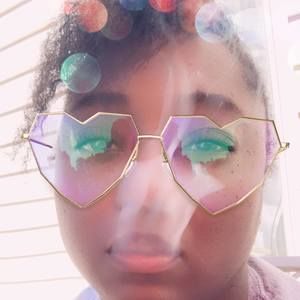 Meet your Posher, Nik